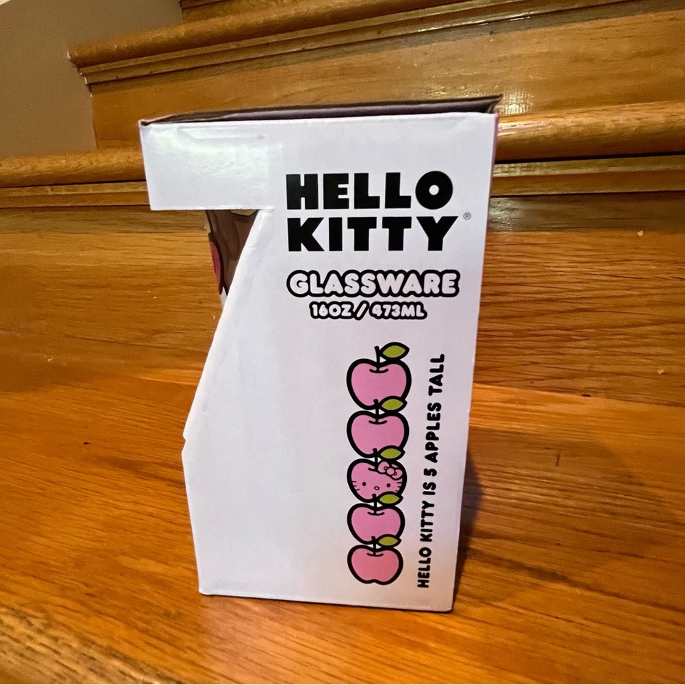 Hello Kittty 16 oz glassware! - Picture 2 of 4